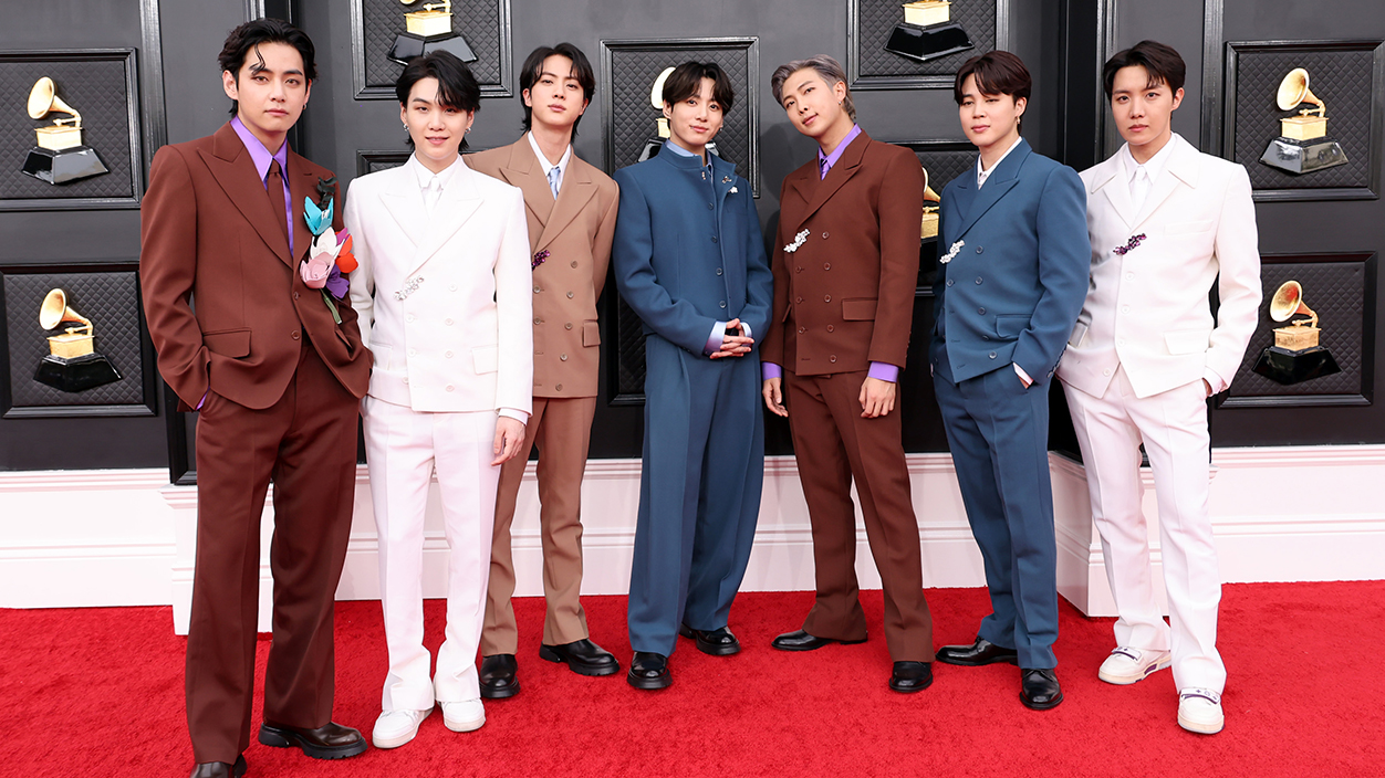 LAS VEGAS, NEVADA - APRIL 03: V, Suga, Jin, Jungkook, RM, Jimin and J-Hope of BTS attends the 64th Annual GRAMMY Awards at MGM Grand Garden Arena on April 03, 2022 in Las Vegas, Nevada. (Photo by Amy Sussman/Getty Images)